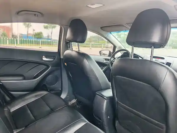 Kia K3 2015
