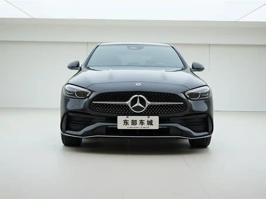 Mercedes-Benz C-Class 2023 — фото 2