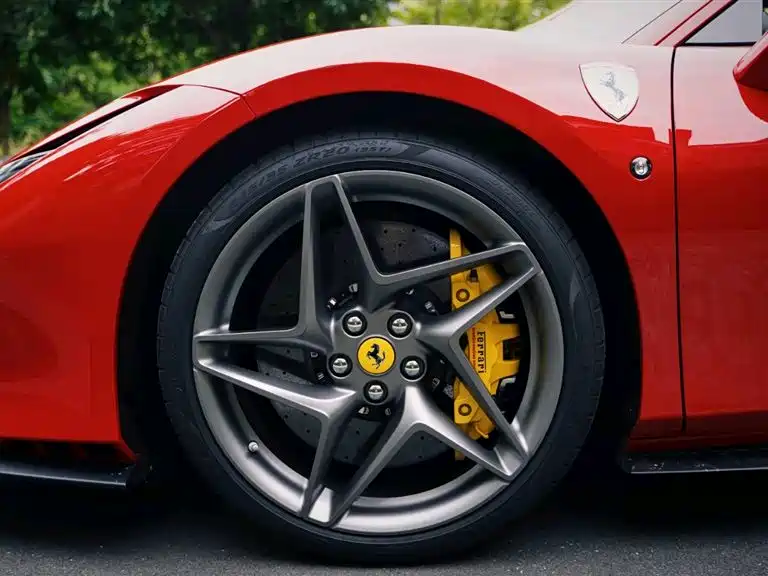 Ferrari F8 2022 — фото 6