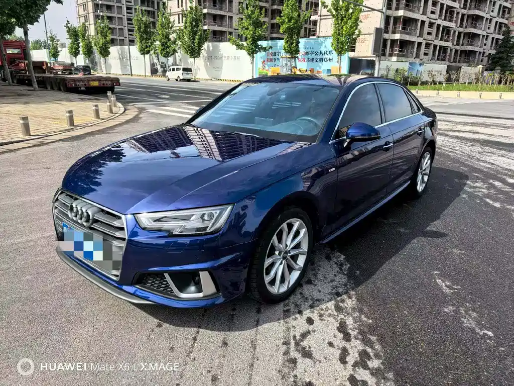 Audi A4L 2019 — фото 1