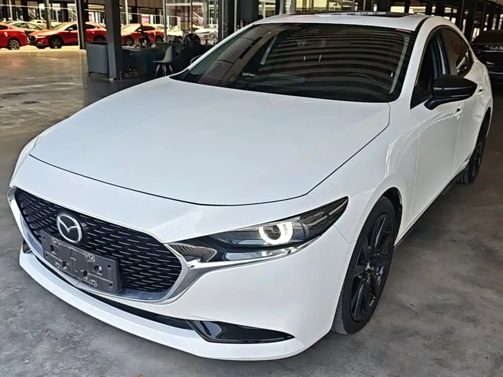 Mazda 3 Axela 2022