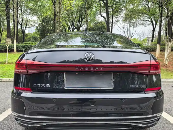 Volkswagen Passat 2023