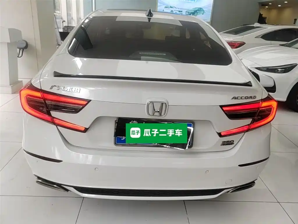 Honda Accord 2023 — фото 6