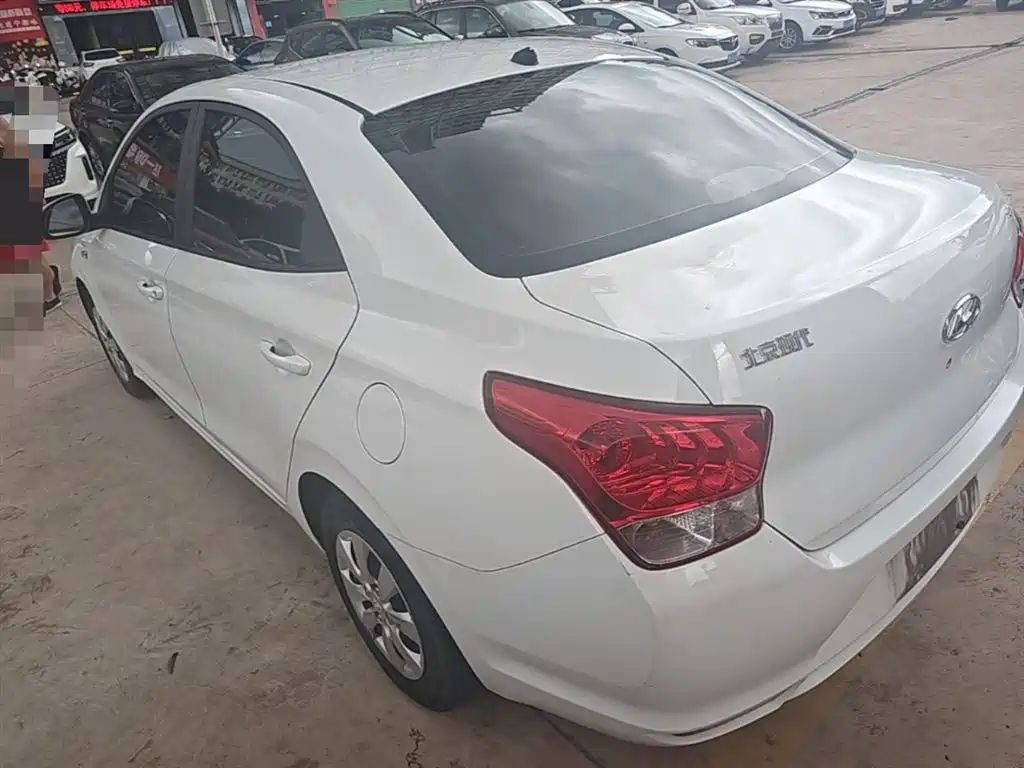 Hyundai Accent 2020 — фото 23