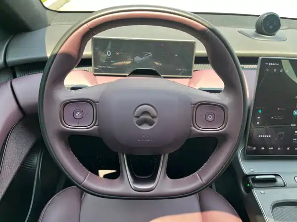 NIO ET5T 2024
