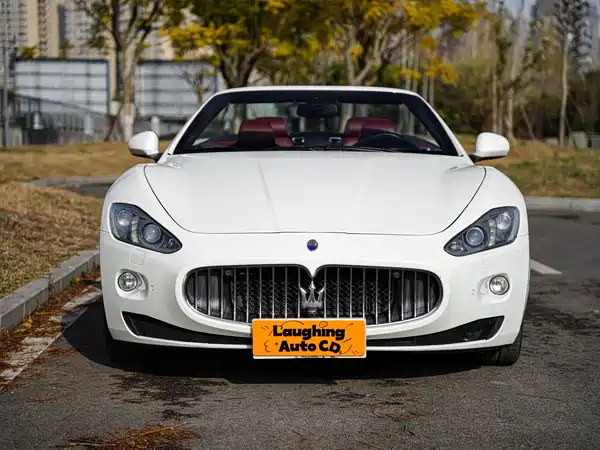 Maserati Grancabrio 2014
