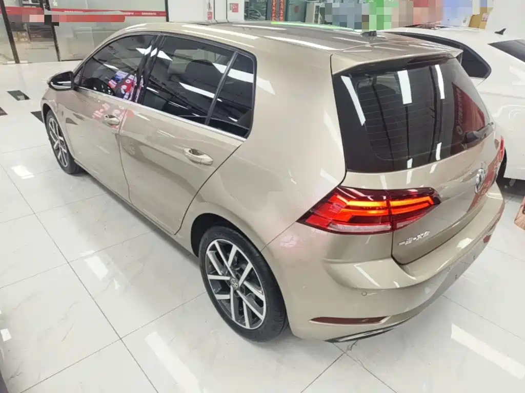 Volkswagen Golf 2020