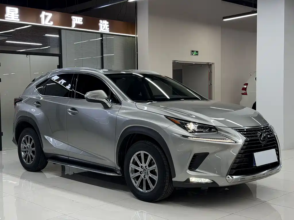 Lexus NX 2020 — фото 3