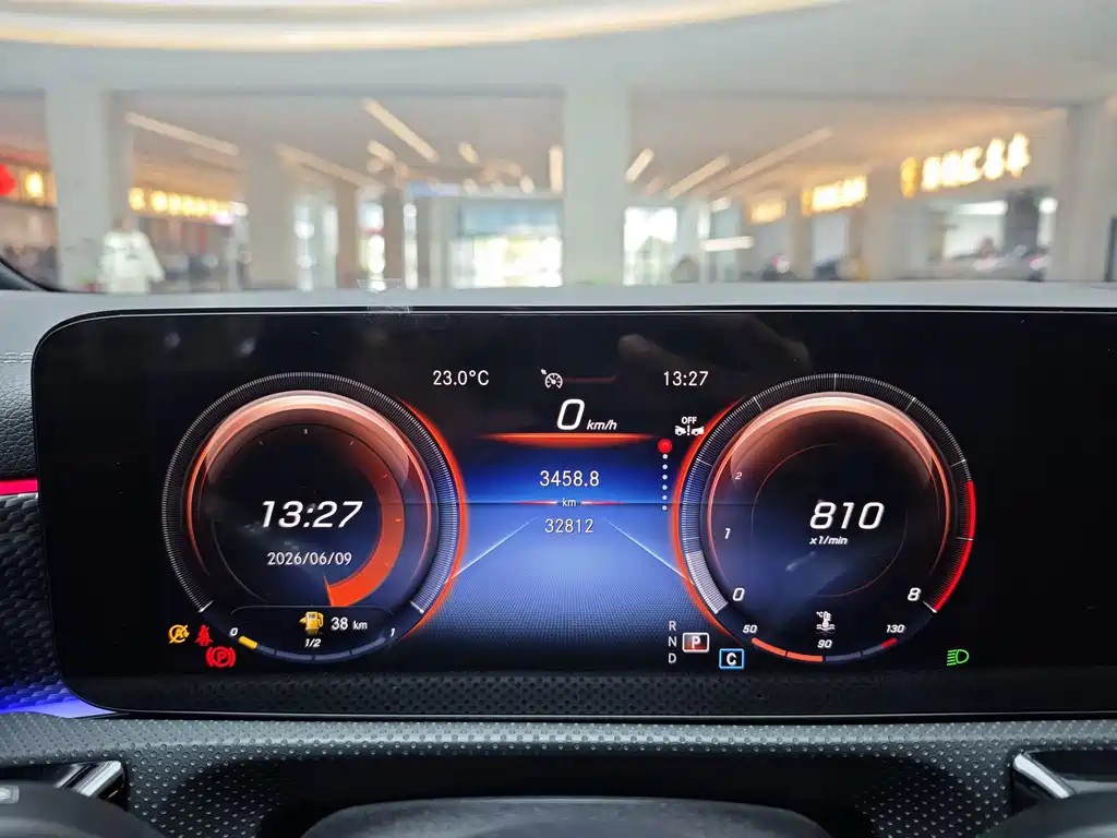Mercedes-Benz A-Class 2023 — фото 13