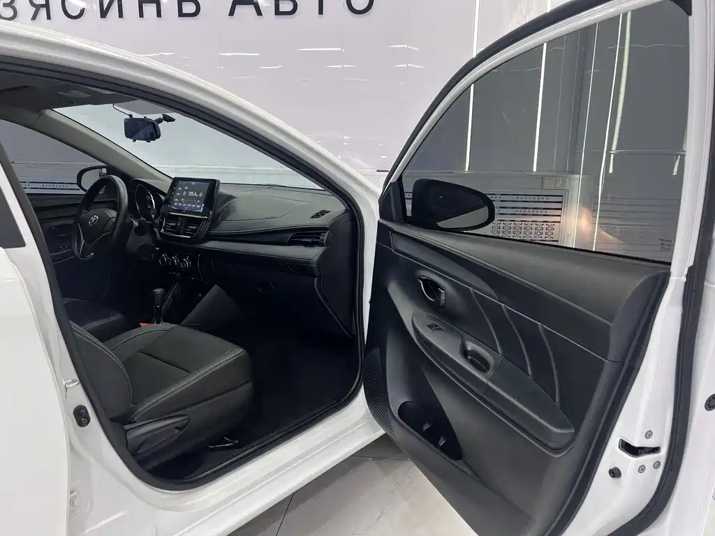 Toyota Vios FS 2023 — фото 16