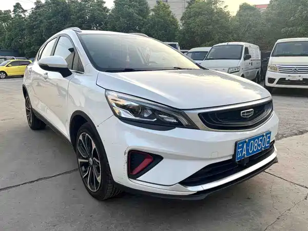 Geely Emgrand GS 2021
