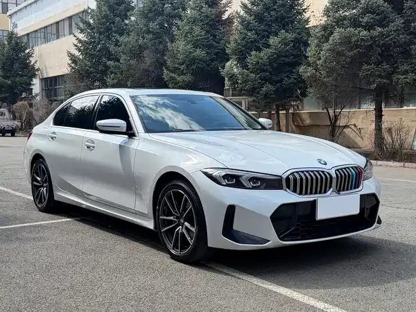 BMW 3 Series 2023