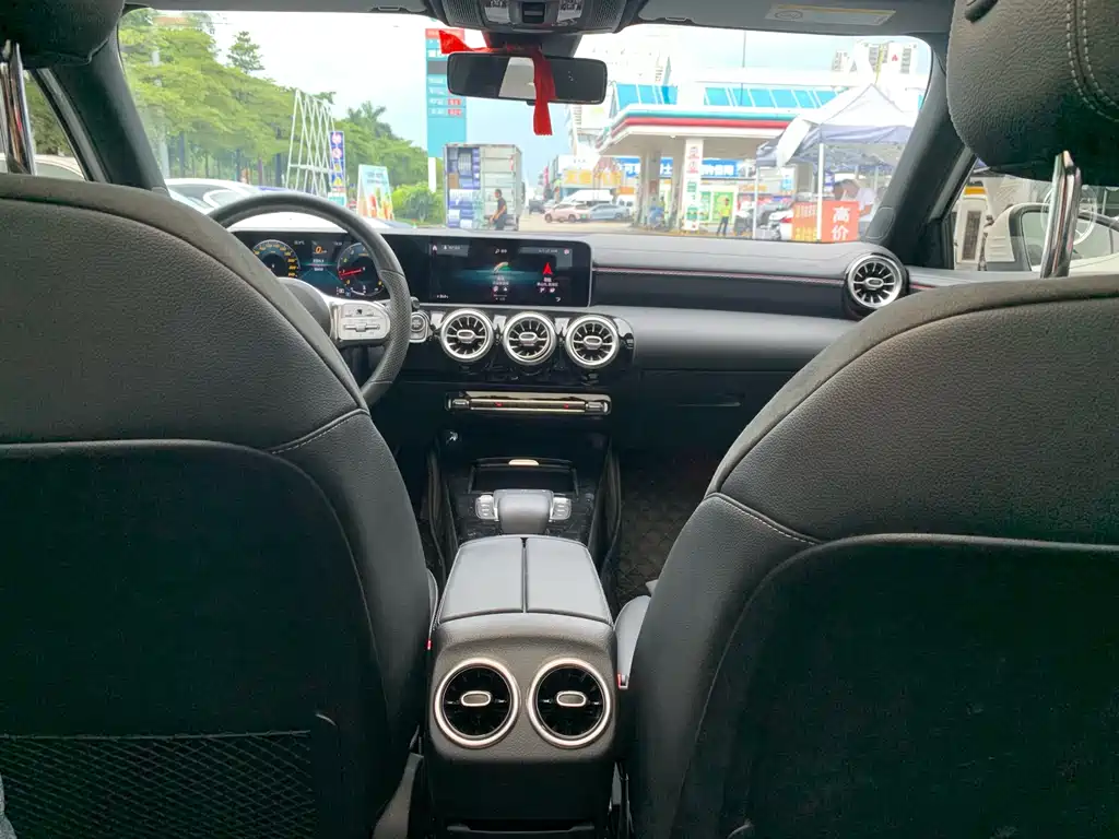 Mercedes-Benz A-Class 2020 — фото 16