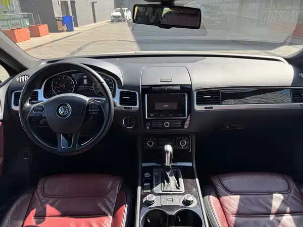 Volkswagen Touareg 2013
