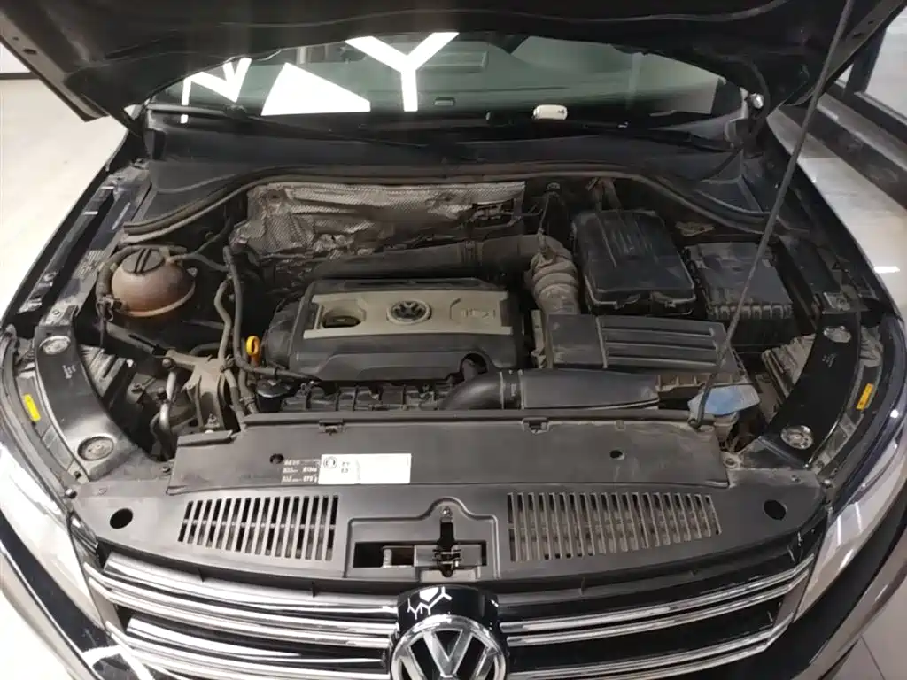 Volkswagen Tiguan 2015 — фото 20