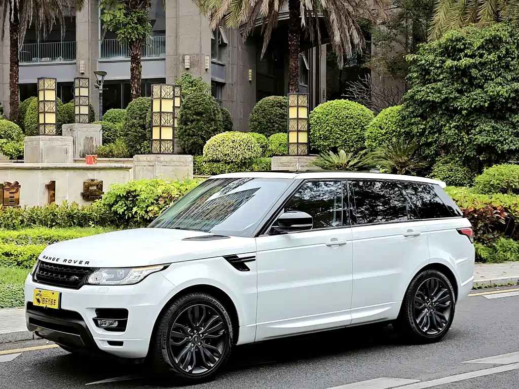 Land Rover Sport 2017 — фото 1