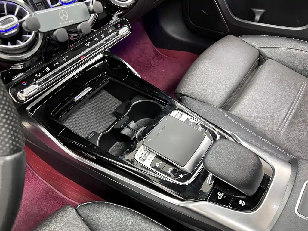 Mercedes-Benz A-Class AMG 2020 — фото 30