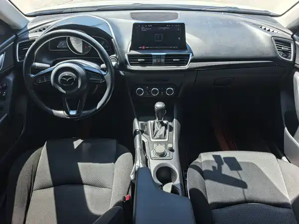Mazda 3 Axela 2019