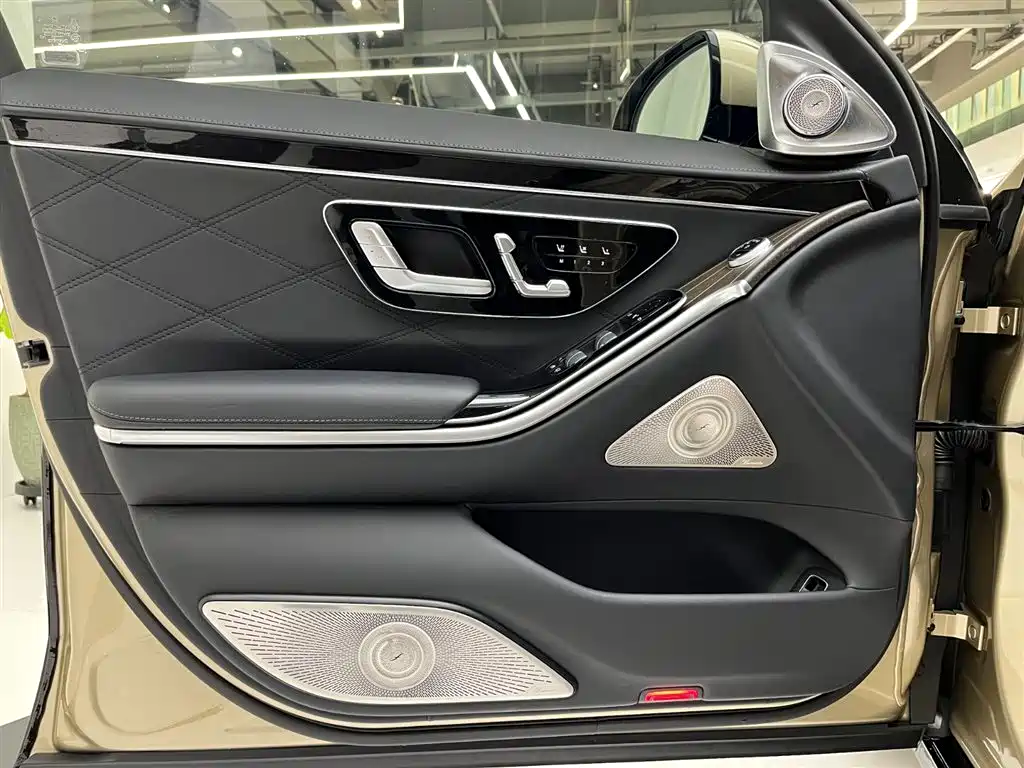 Mercedes-Benz S-Class 2022 — фото 16