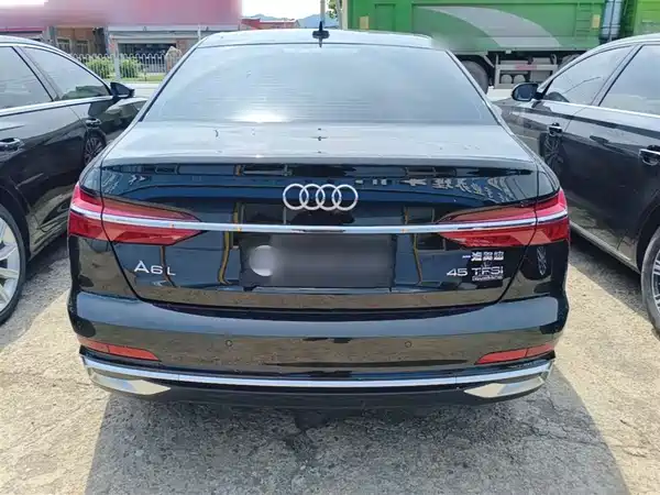 Audi A6L 2025