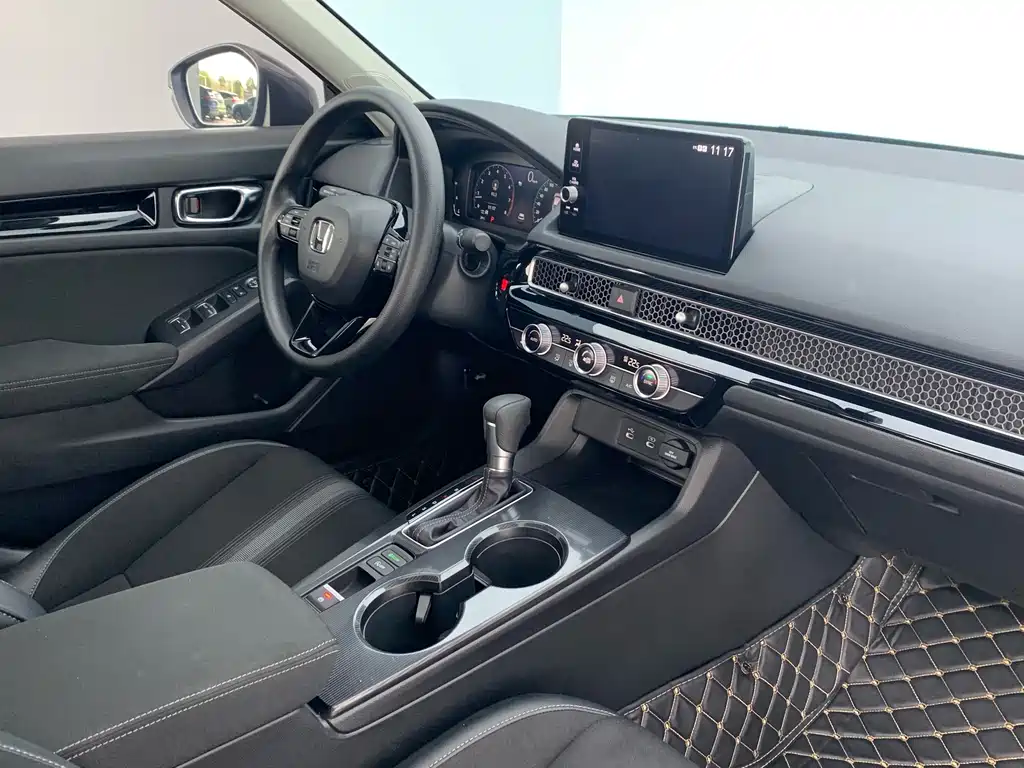 Honda Civic 2025 — фото 15