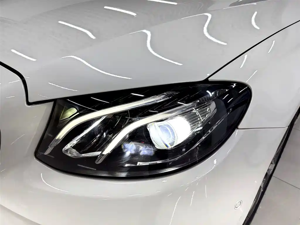 Mercedes-Benz E-Class 2017 — фото 6