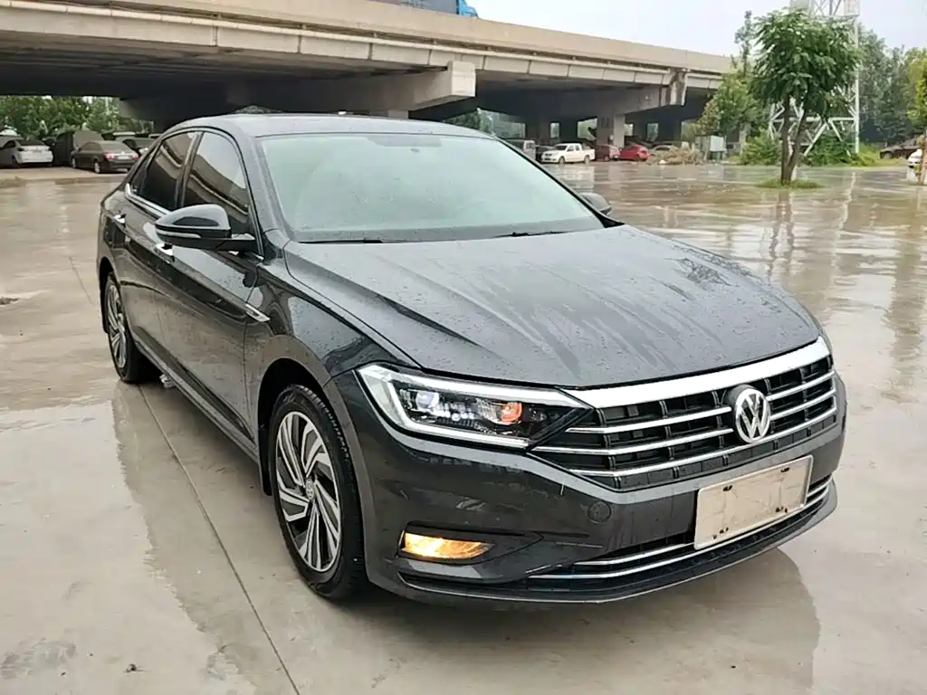 Volkswagen Sagitar 2021