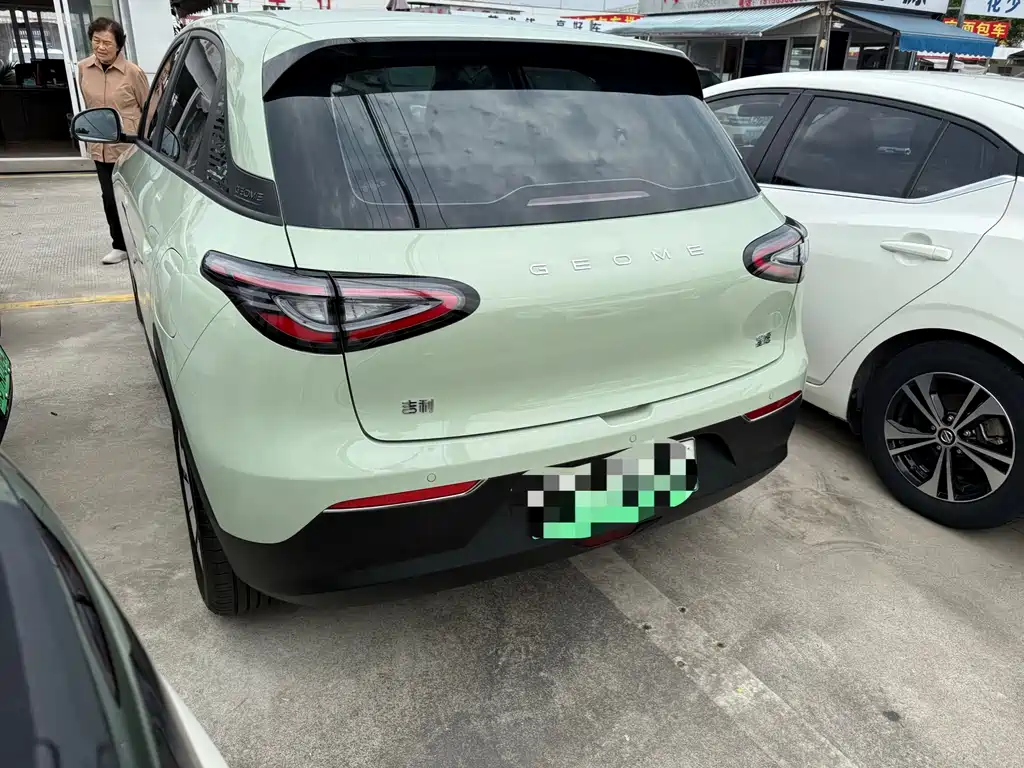 Geely Galaxy Starwish 2025