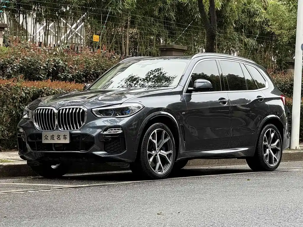 BMW X5 2019 — фото 1