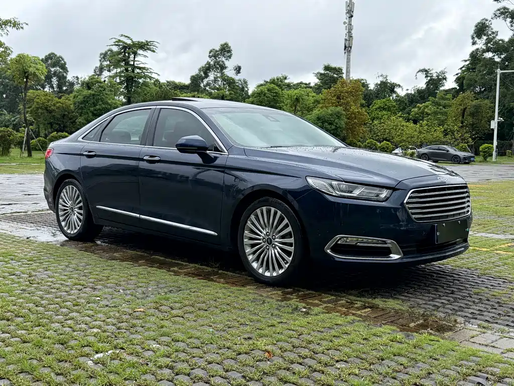 Ford Taurus 2018 — фото 3
