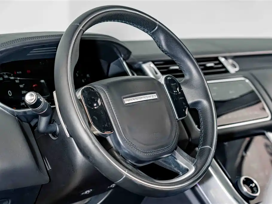 Land Rover Sport 2018 — фото 11
