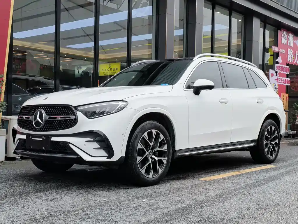 Mercedes-Benz GLC 2023 — фото 1