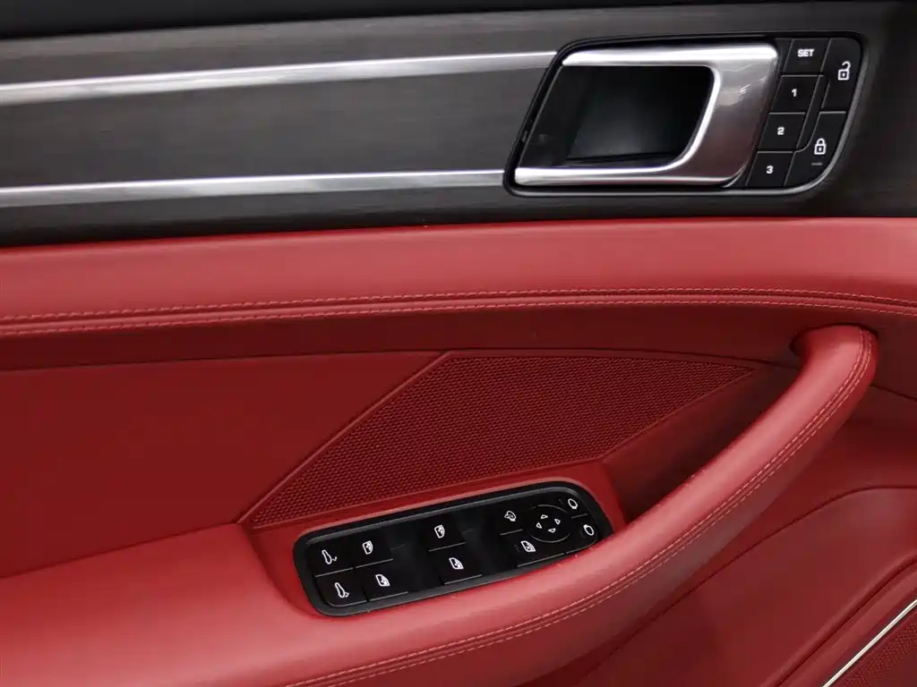 Porsche Panamera 2023 — фото 28