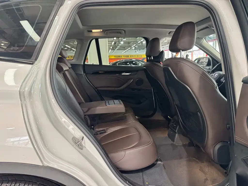 BMW X1 2019 — фото 11