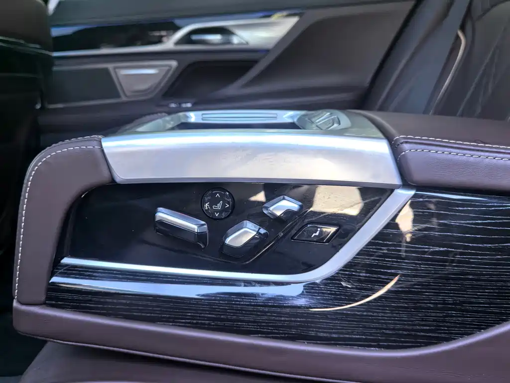 BMW 7 Series 2022 — фото 15