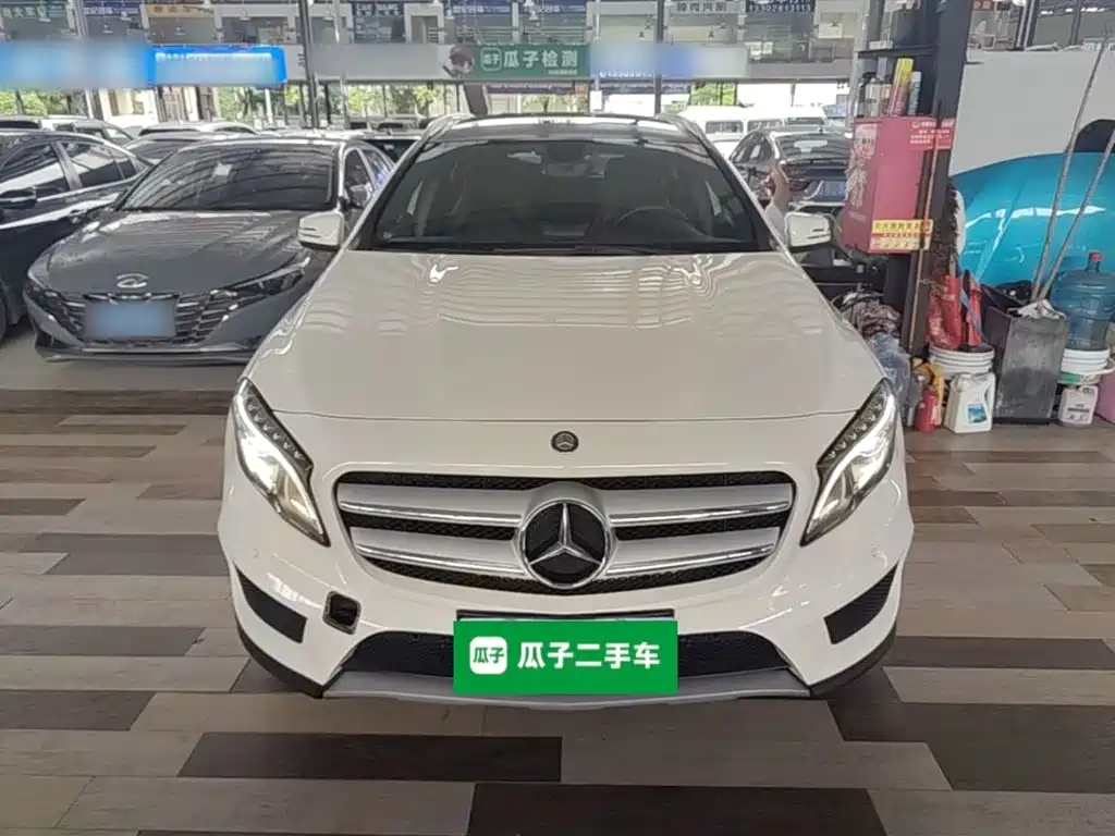 Mercedes-Benz GLA 2014
