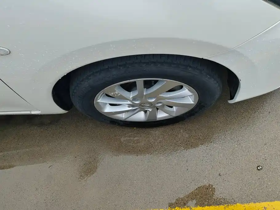 Nissan Tiida 2019