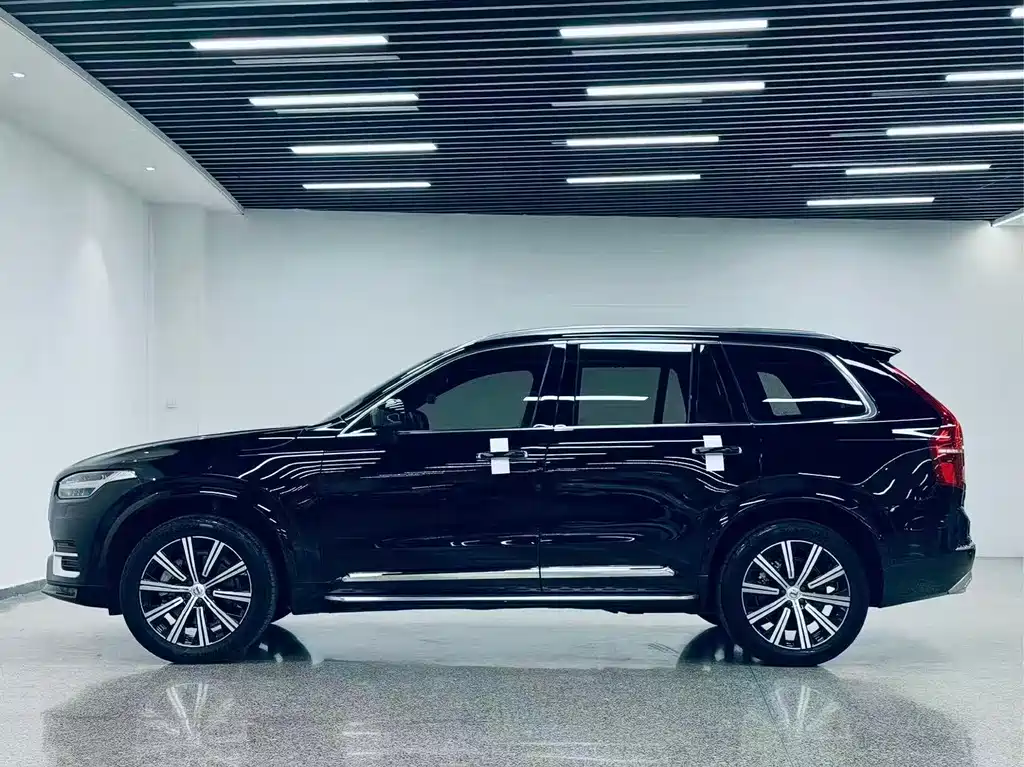 Volvo XC90 2021 — фото 2