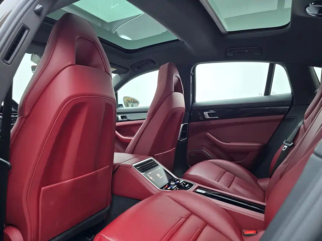 Porsche Panamera 2017 — фото 15
