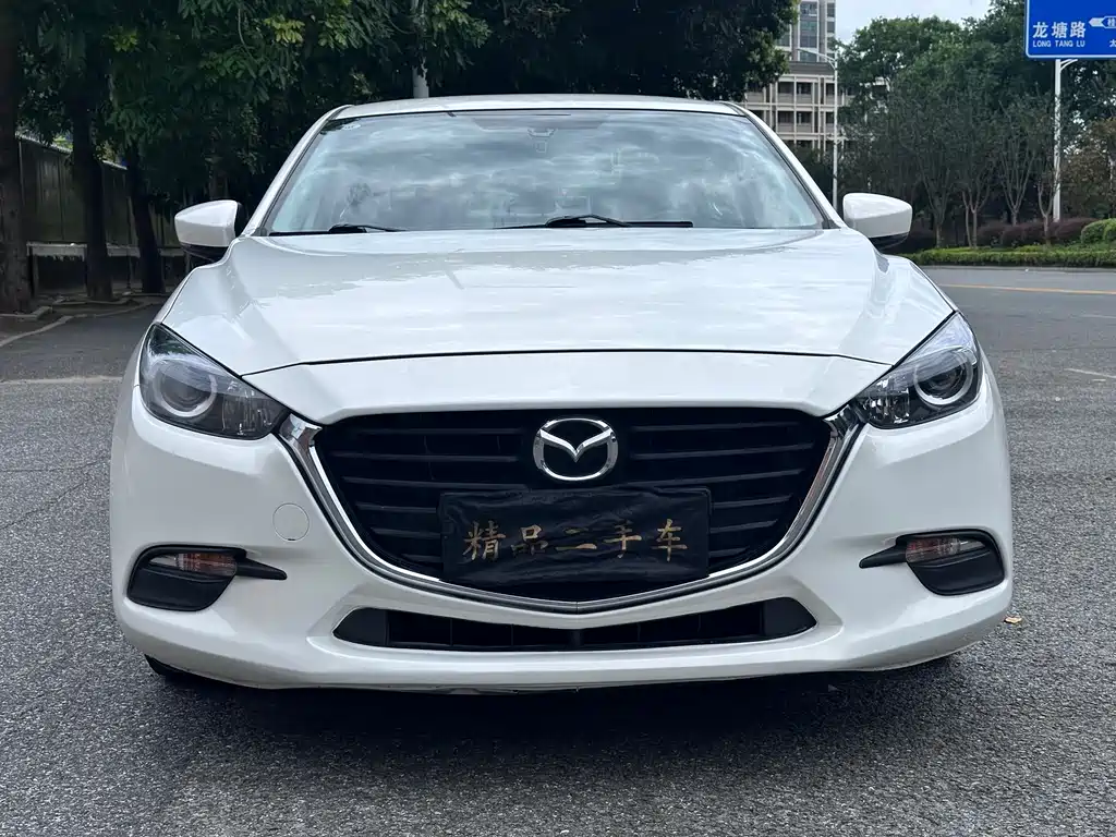 Mazda 3 Axela 2019 — фото 2