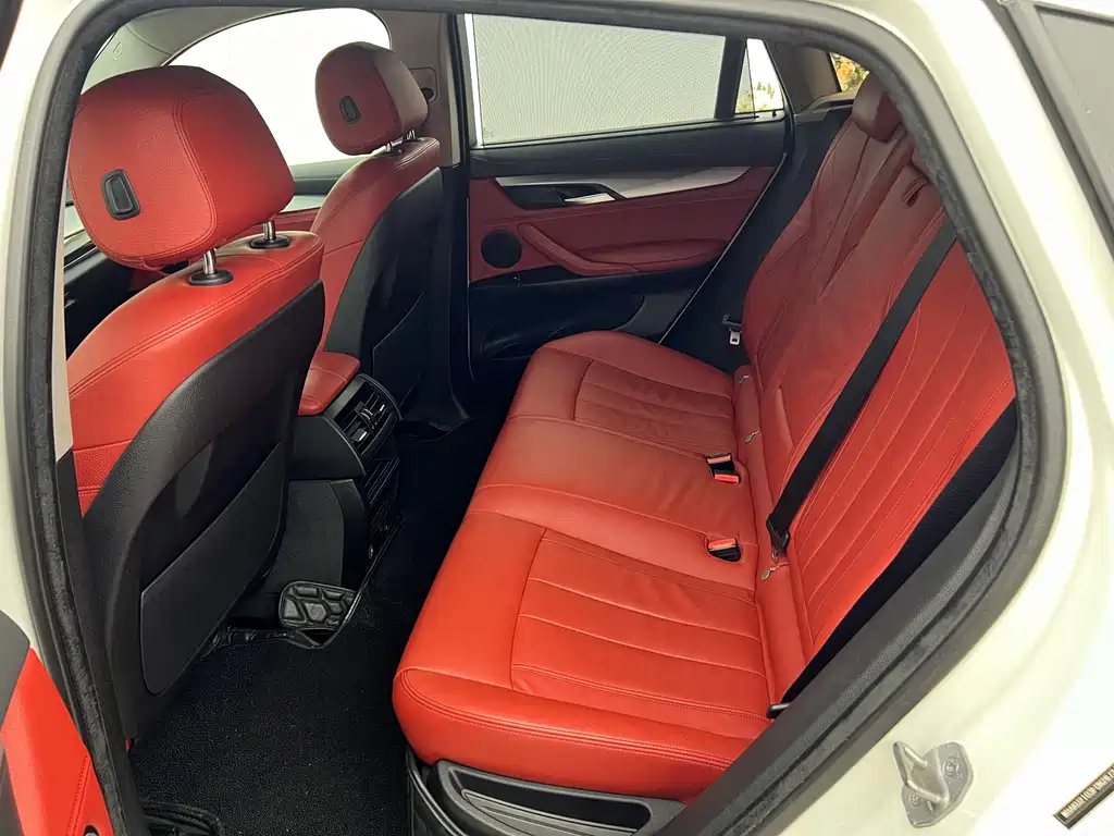BMW X6 2016 — фото 15
