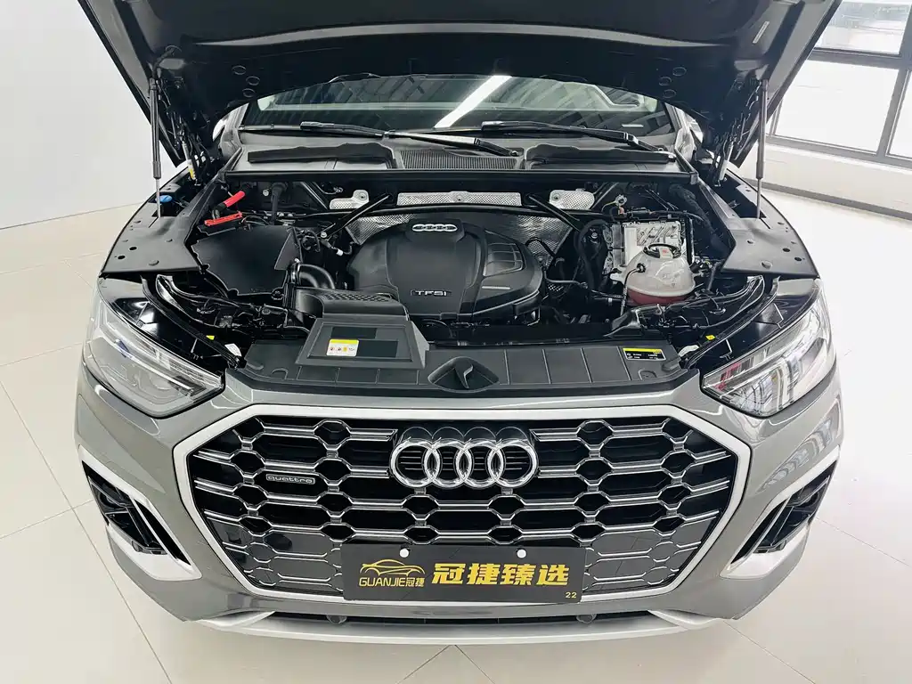 Audi Q5L 2021 — фото 2