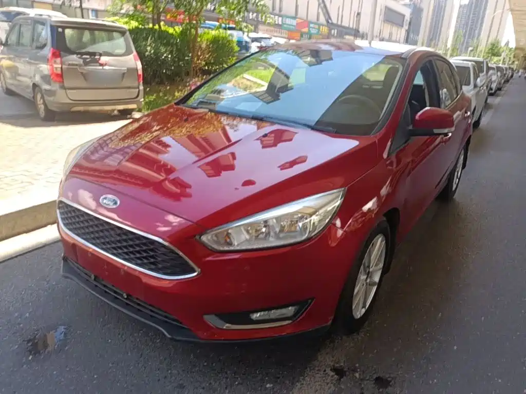 Ford Focus 2015 — фото 2