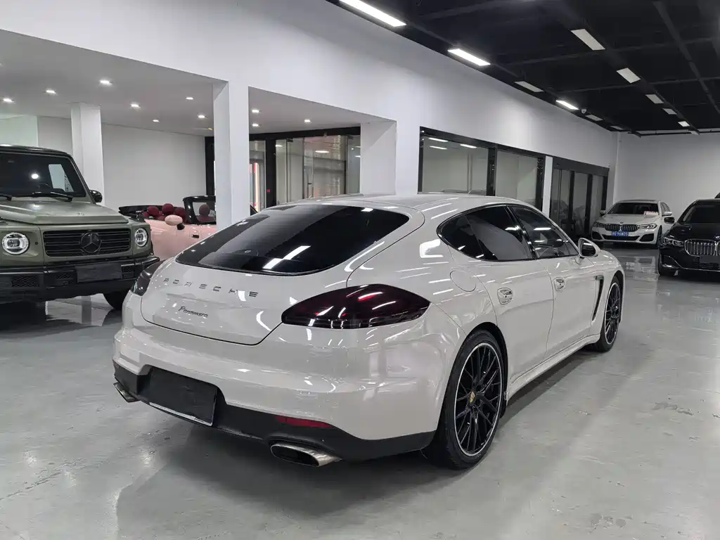 Porsche Panamera 2016 — фото 5