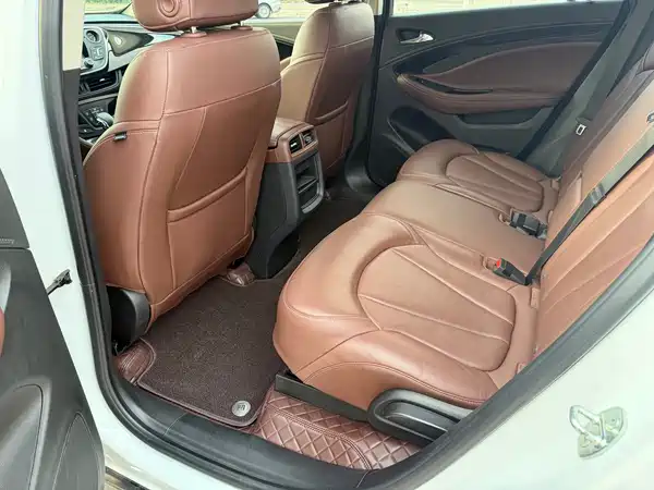 Buick Envision Plus 2018