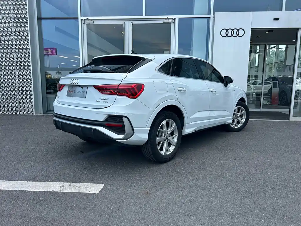 Audi Q3 Sportback 2021 — фото 5
