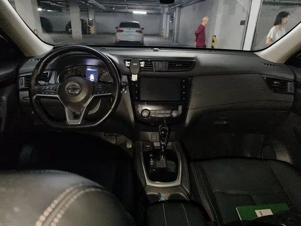 Nissan X-Trail 2020 — фото 6