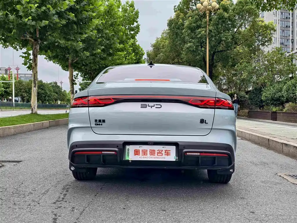 BYD Qin L 2025 — фото 11