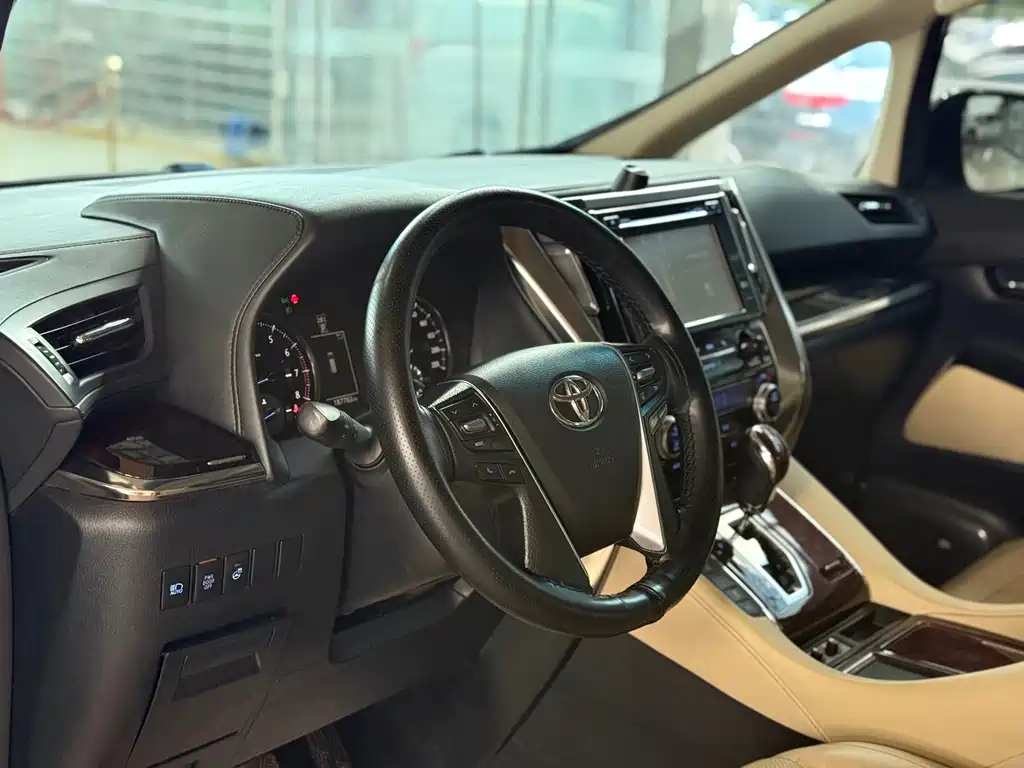 Toyota Alphard 2015 — фото 7