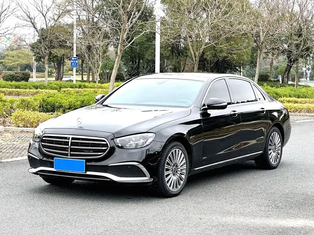 Mercedes-Benz E-Class 2021 — фото 1